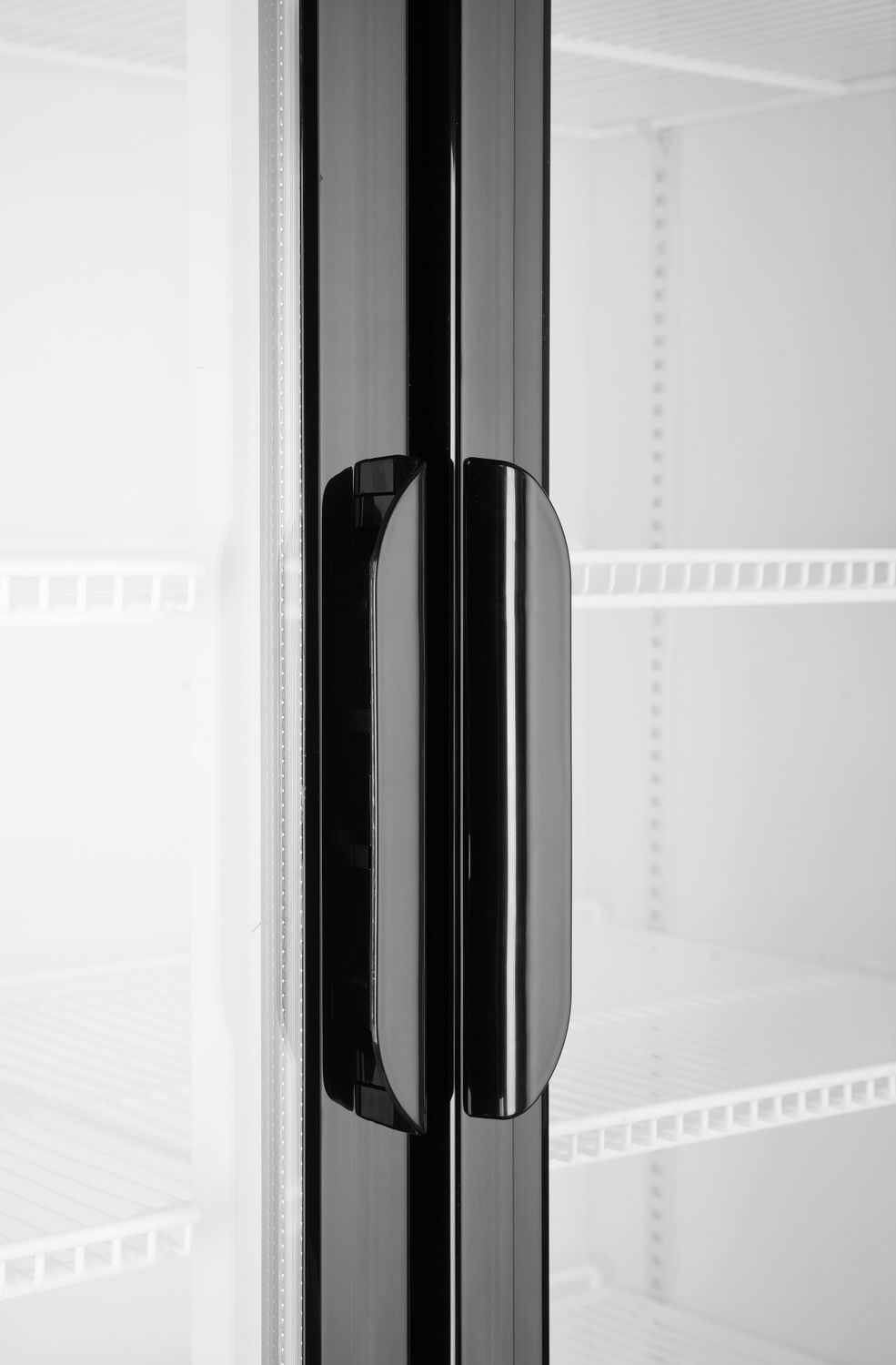 Lodówka barowa z podświetlanym panelem, 2-drzwiowa, Arktic, 512L, czarny, 230V/510W, 1120x585x(H)1900mm - obrazek 3