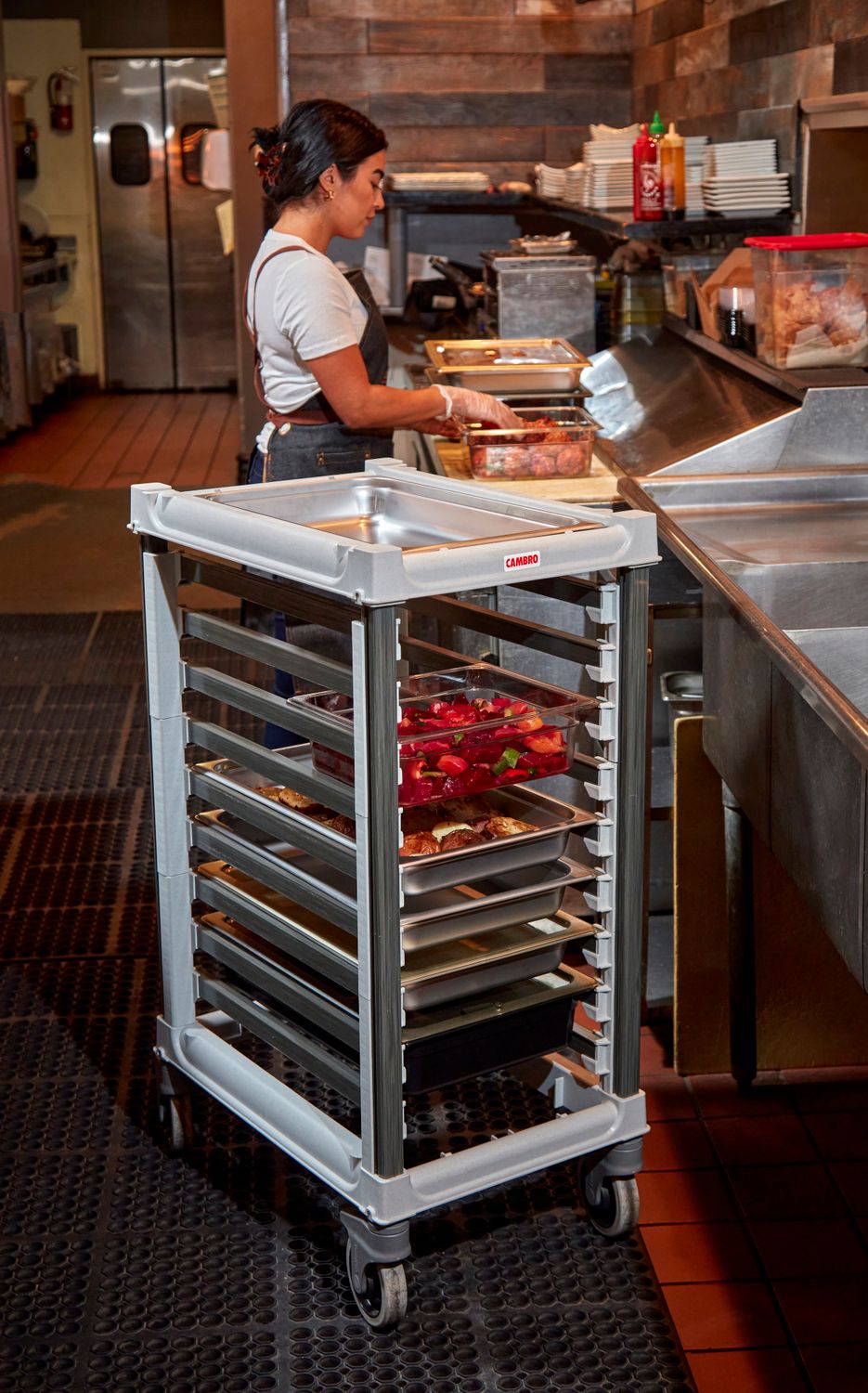 Wózek Camshelving do transportu pojemników, 9 × GN 1/1, Cambro, 730x438x(H)102mm - obrazek 8